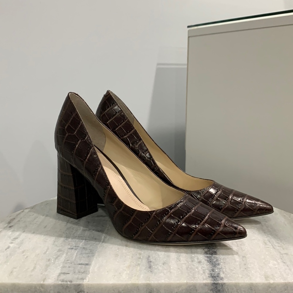 Marc Fisher leather croc pointed toe pumps